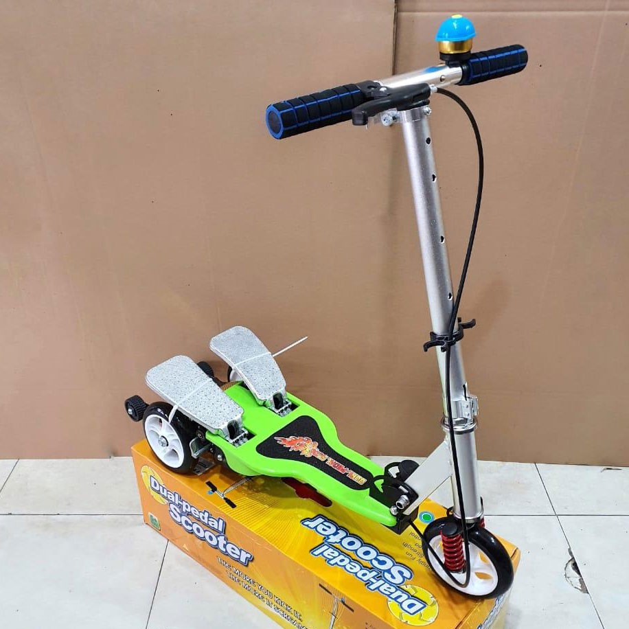 Skuter Anak Injak Genjot Dua Pedal / Mainan Scooter Anak Otoped Dual Pedal-Hijau (BESI)