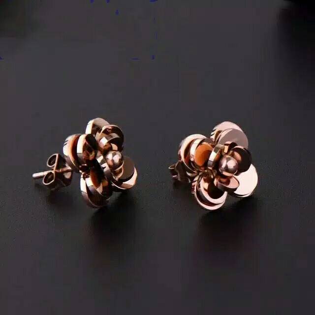 GG anting Tusuk Aksen Bunga 3 Dimensi Titanium Lapis Emas 18k#AT-112