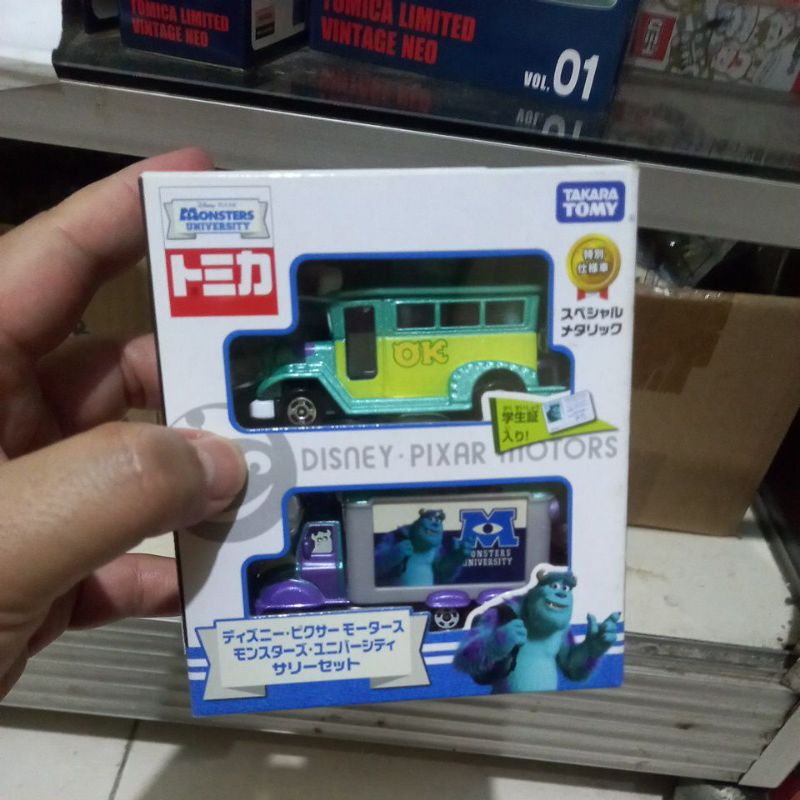 tomica disney pixar motors monsters university
