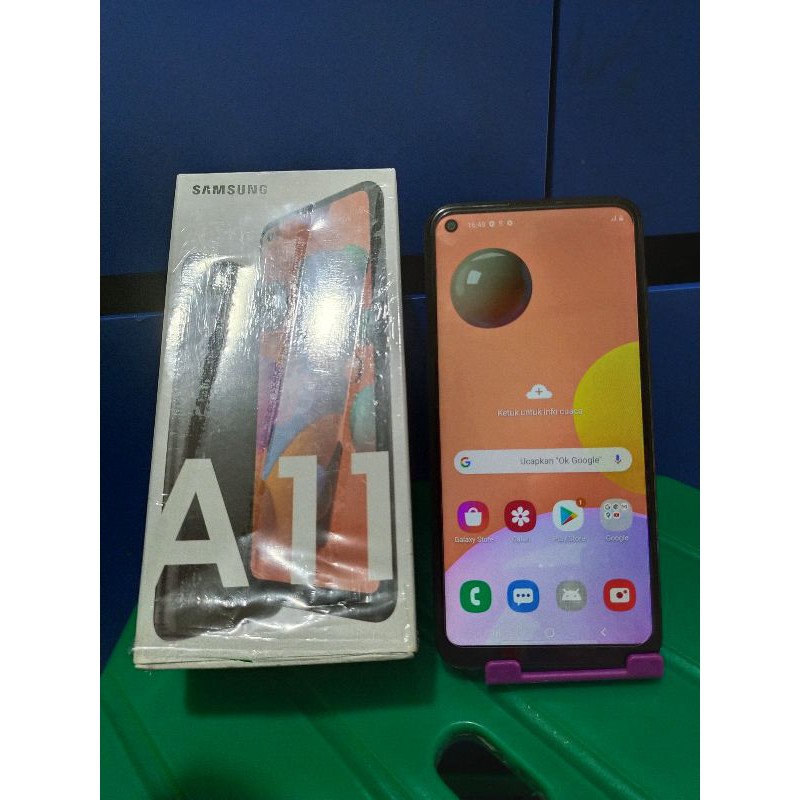 Handphone hp Samsung A11 3/32 second seken bekas murah
