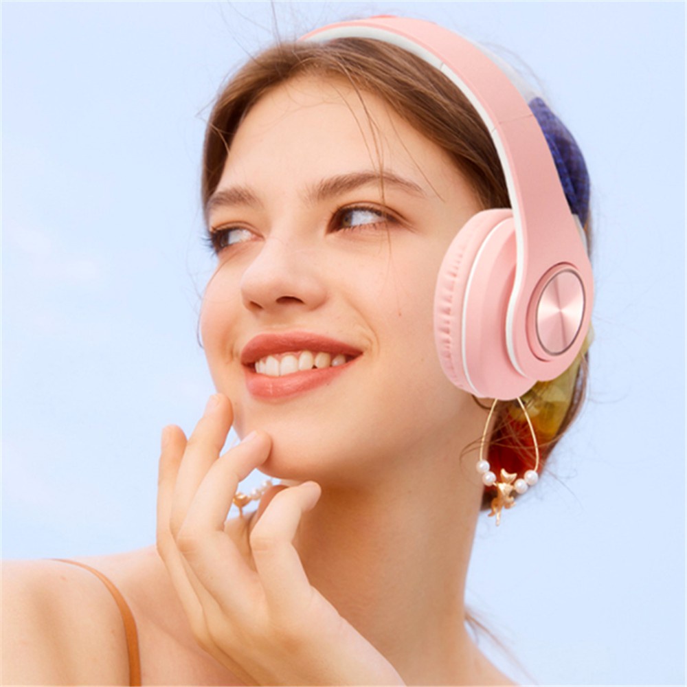 Headset Bluetooth Macaron P39 Ergonomic Design Memory Card Dan AUX