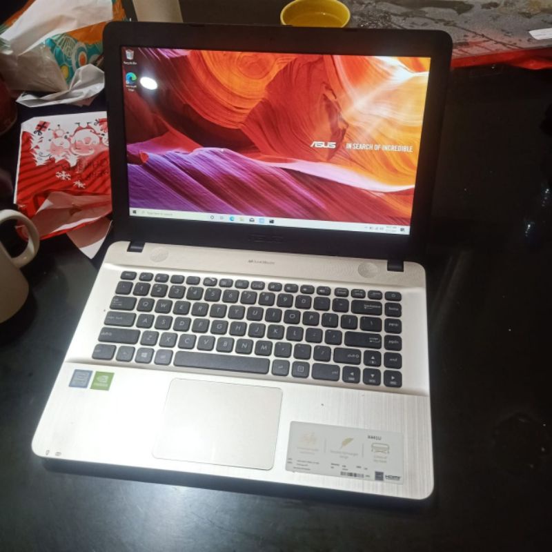 Laptop Asus X441UB Core i3