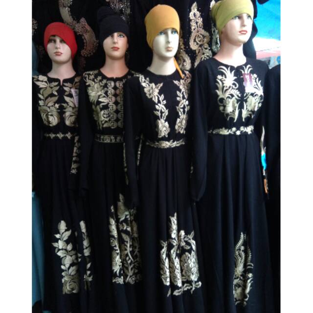 Busana Muslim Baju Gamis Arab Warna Hitam Motif Gold Dan Perak Motif Timbul Shopee Indonesia