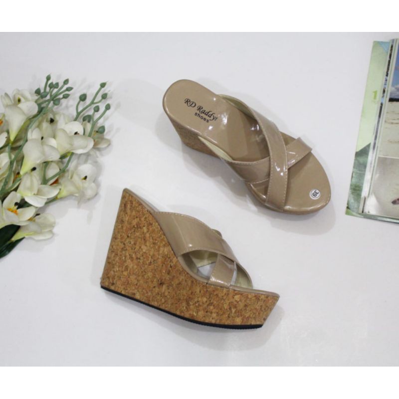 RD sandal wedges silang/sandal wedges terbaru/sandal wedges cantik..