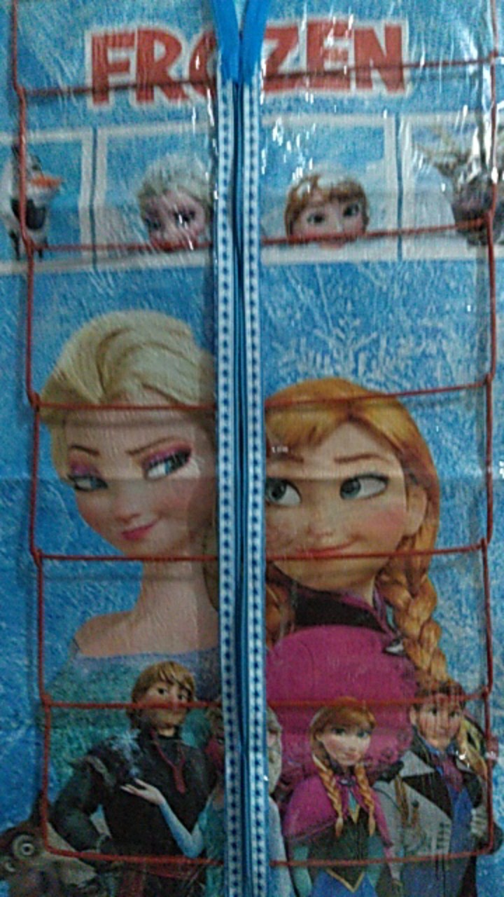 Gantungan Jilbab Karakter