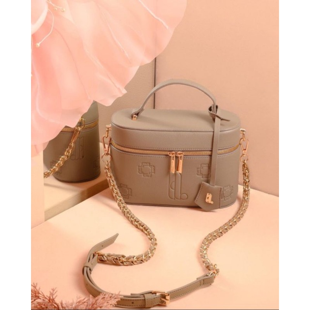 ODYSEE BAG LATTE BY HEYLOCAL