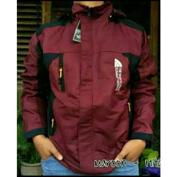 Jaket Pria Outdoor TNF Summit Seriez