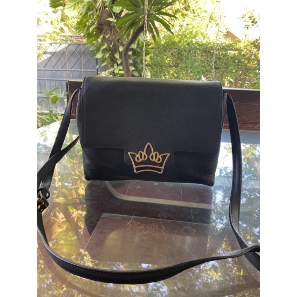 Tas kulit merk J.estina