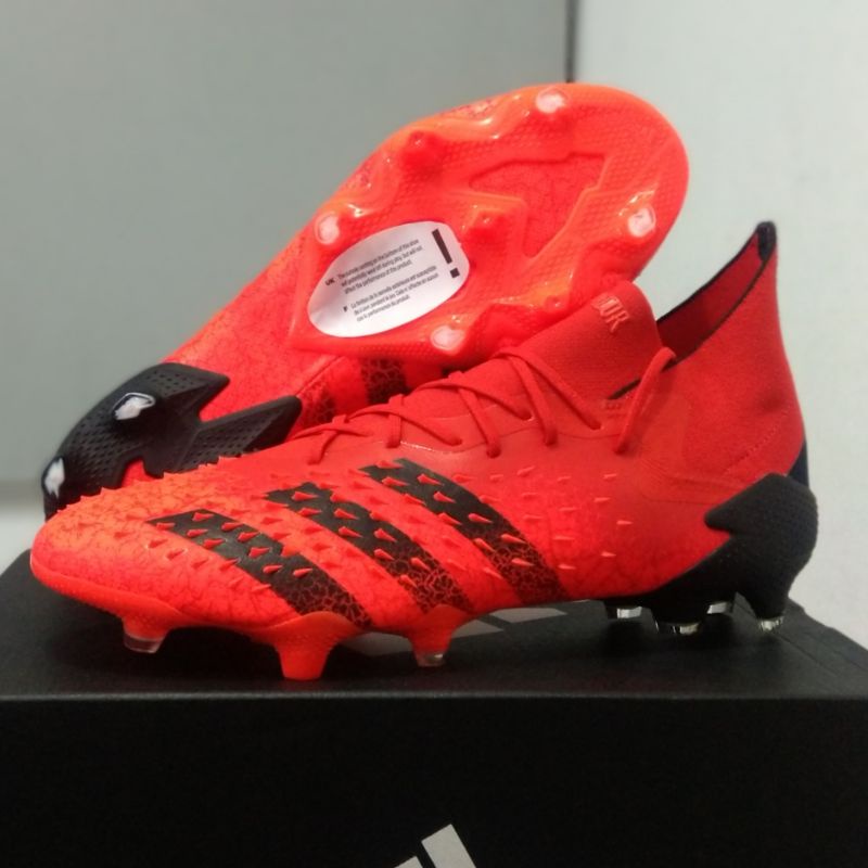 Adidas Predator Freak .1 FG red