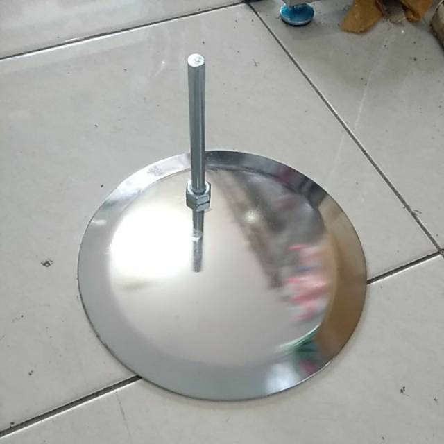 Plat besi bulat kaki manekin