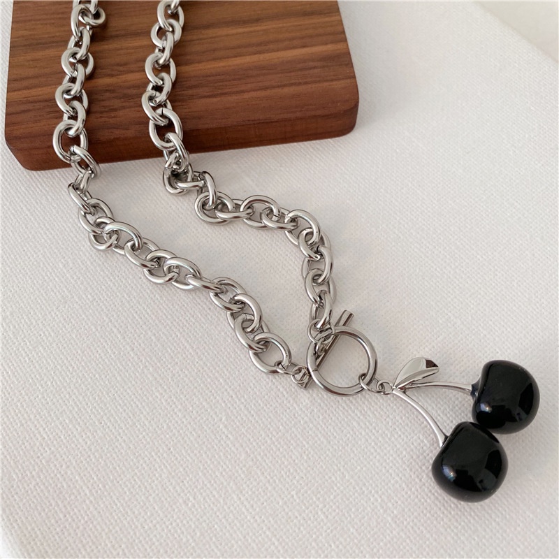 Set Kalung Chokergelang Rantai Liontin Buah Ceri Warna Hitam Elegan Untuk Wanita