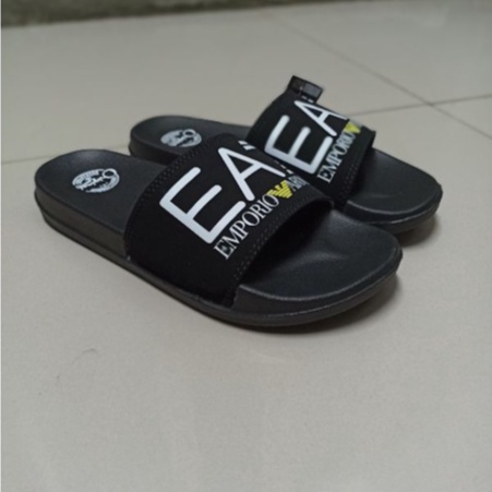 Sandal Pria Slippers Slip On Slide Original Distro