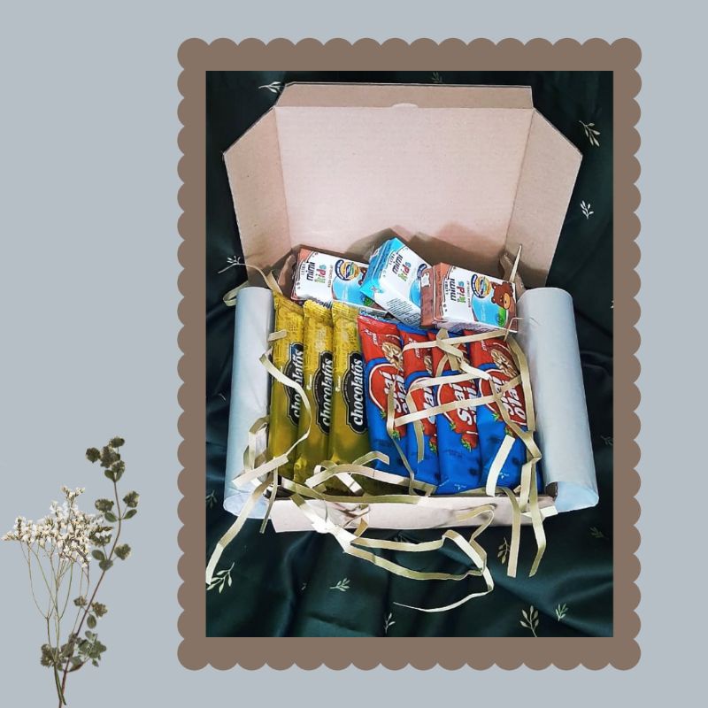 

Hampers Snack Hemat