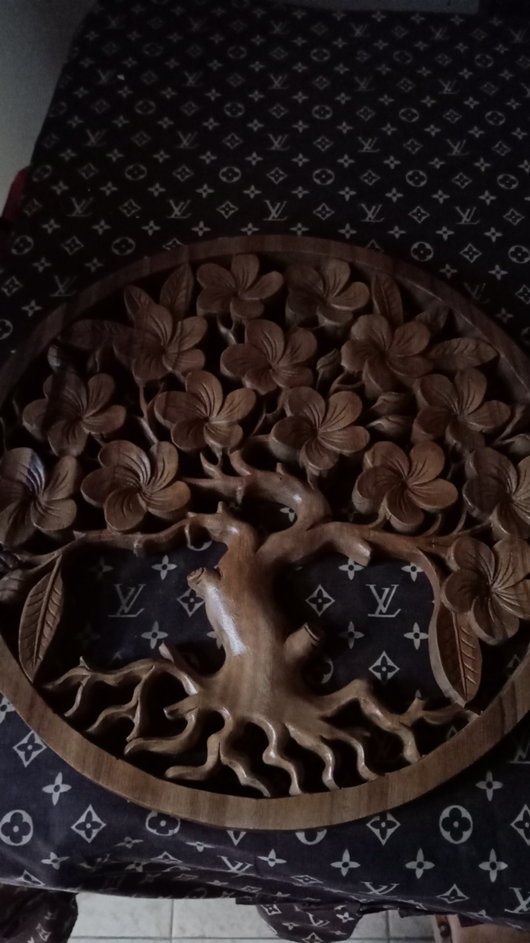 Ukiran Bali Pandil Kayu Bunga Kamboja (jepun) 40cm