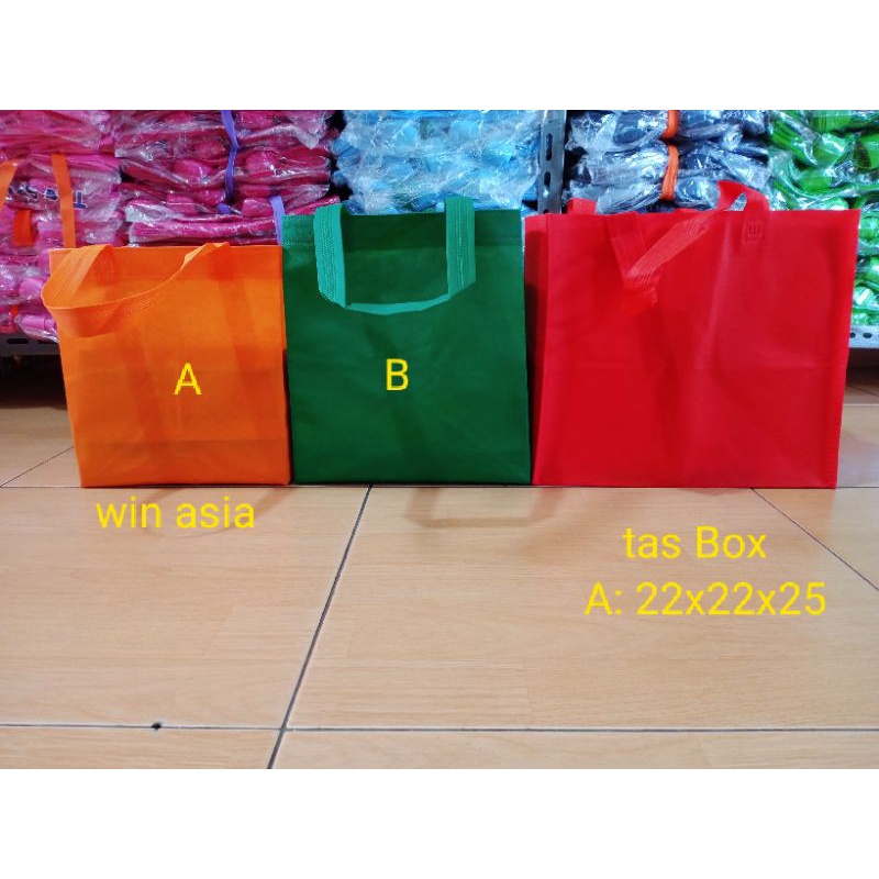 

tas box 20x22x25- tas kain kotak - tas nasi - tas kue - tas hajatan - tas sembako