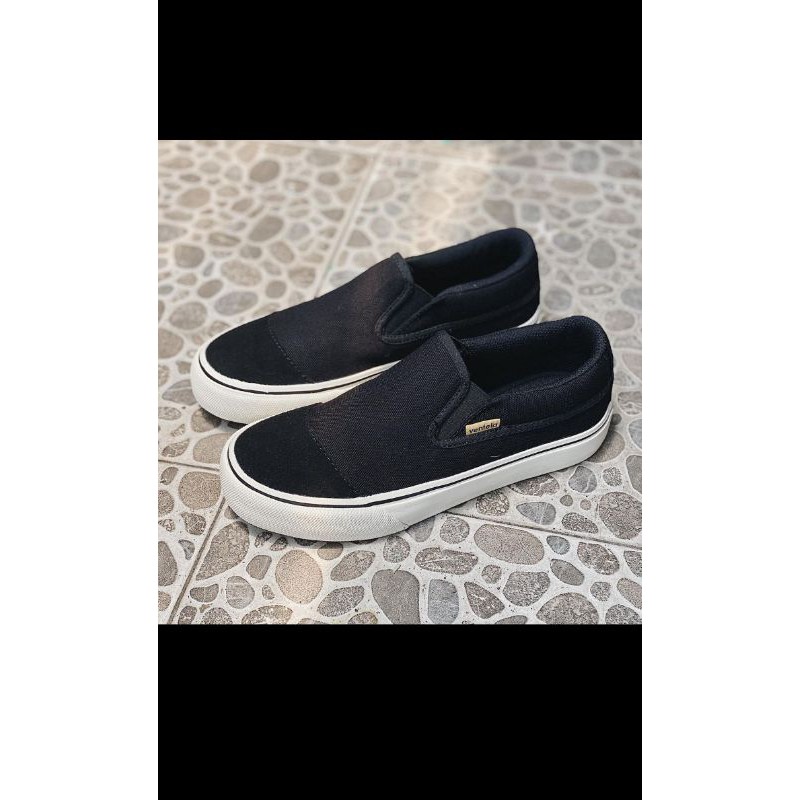 Ventela Urban (Slip On)