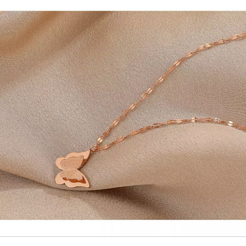 Kalung Titanium Model Liontin Satu Kupu - Kupu Tersedia Warna Rose Gold, Gold dan Silver