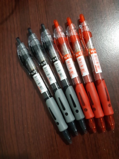 Pena / Pulpen KENKO GEL PEN K-1 Retractable Hitam , Biru