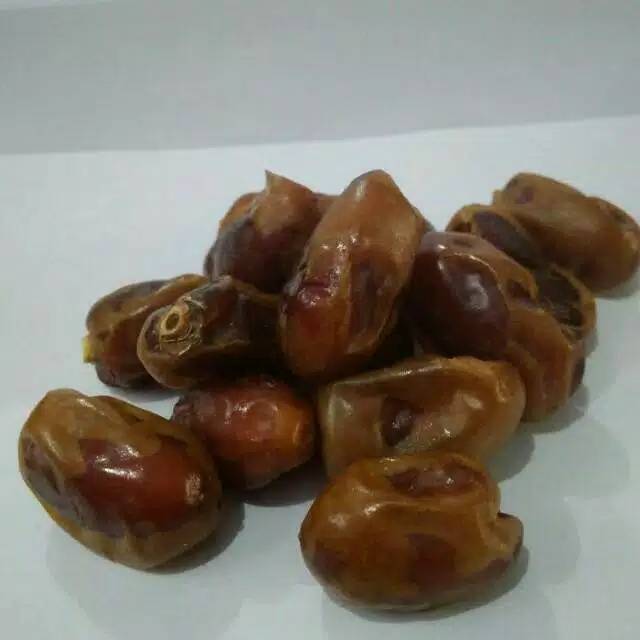 

Kurma Kholas/kholas Saad1kg