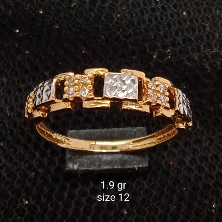 Cincin Emas 17K - 1.9 gr Kadar 750 - 1482