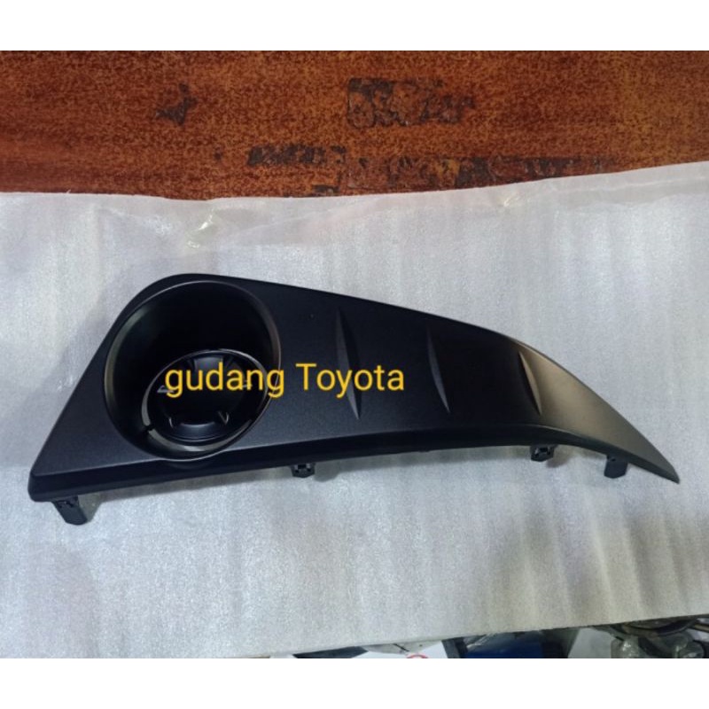 COVER FOGLAMP KIRI LH CALYA E 2019-2020