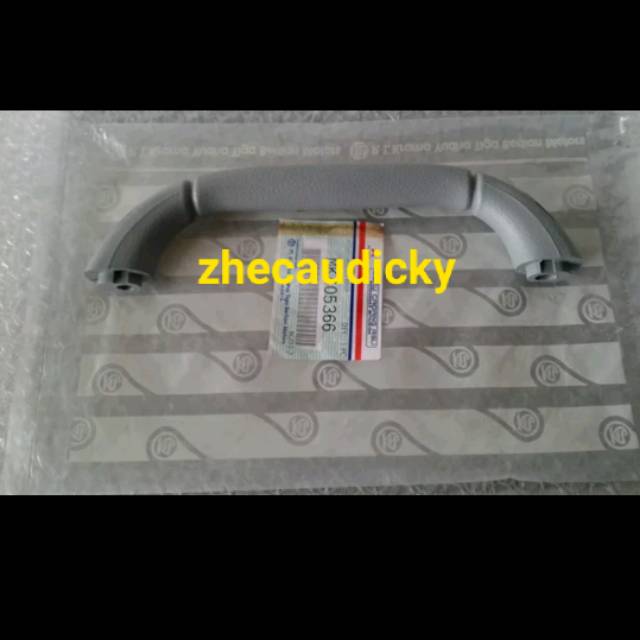 Handel pegangan tangan di pintu canter ori