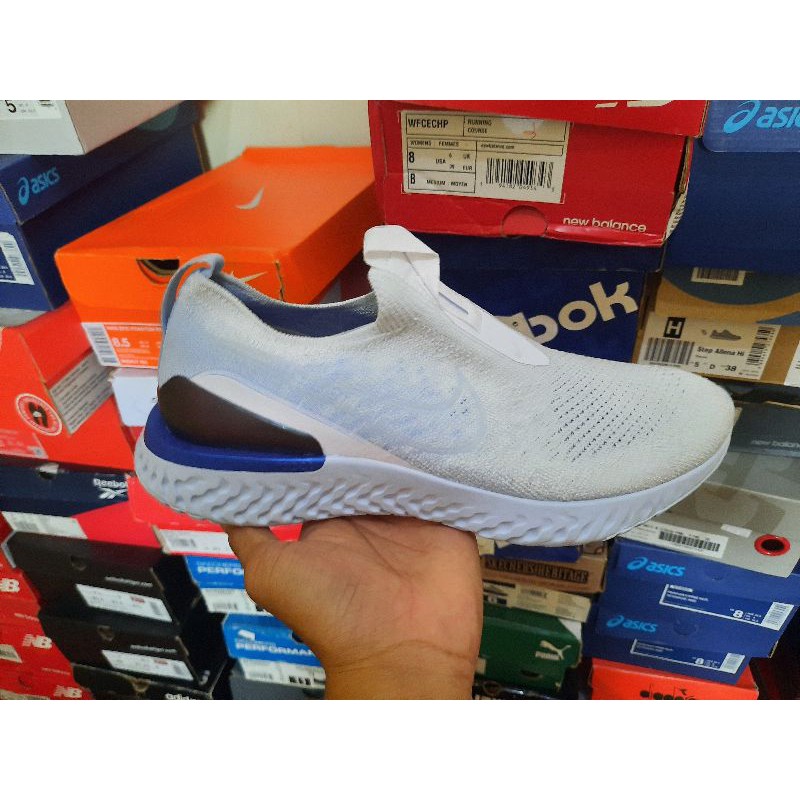 react flyknit phantom