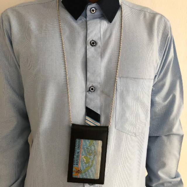 Name Tag Id Card Holder Dompet Saku Dompet Kartu Magnet plus Kalung Rantai kulit Hitam Dof Bagus