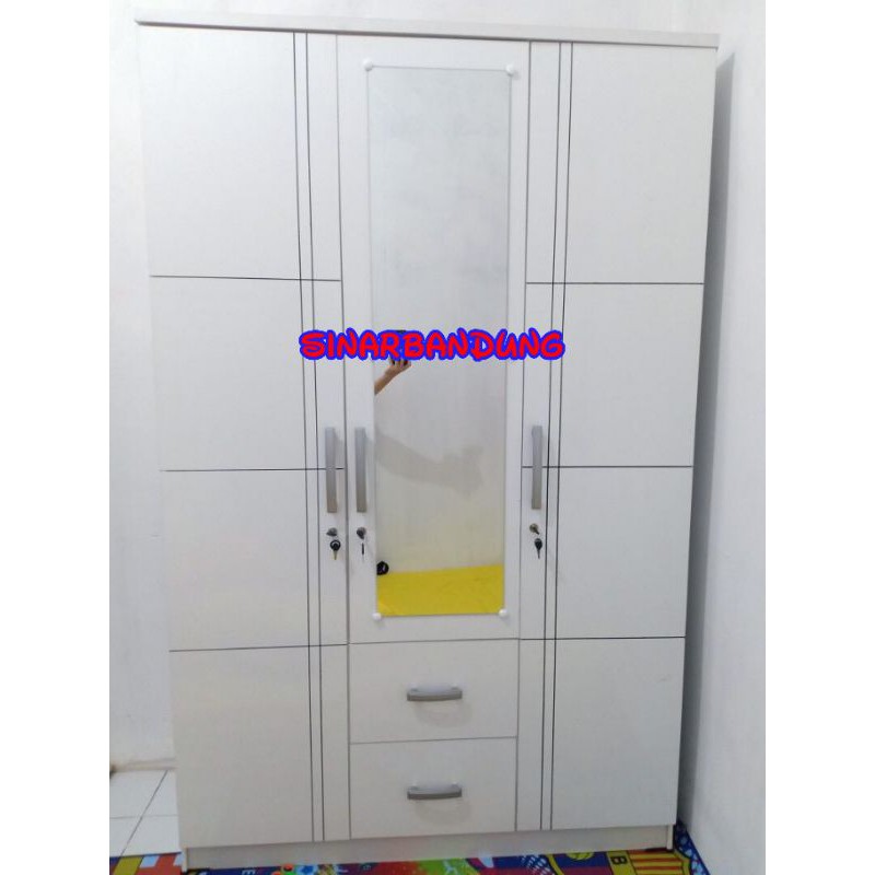LEMARI PAKAIAN PUTIH 3 PINTU / LEMARI PUTIH MINIMALIS