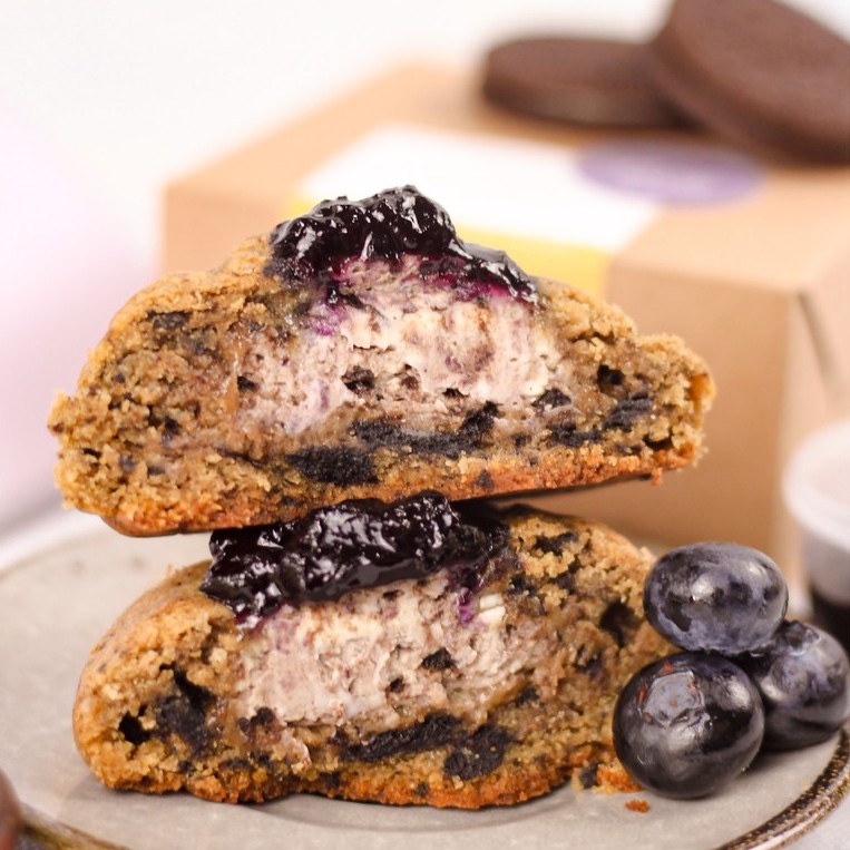 

Oreo Blueberry Cream Cheese Soft Cookies Jakarta