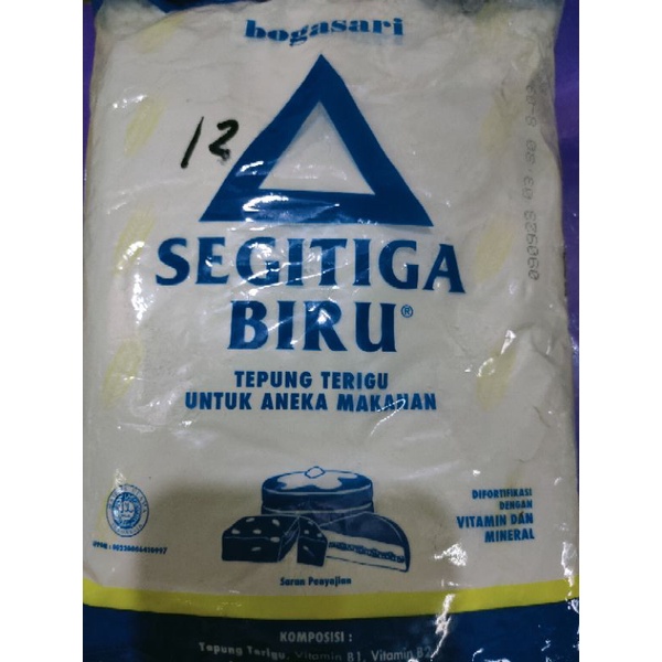 

TEPUNG SEGITIGA BIRU 1 KG