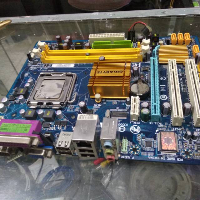 Matherboard gigabyte g31 ddr2 Asus