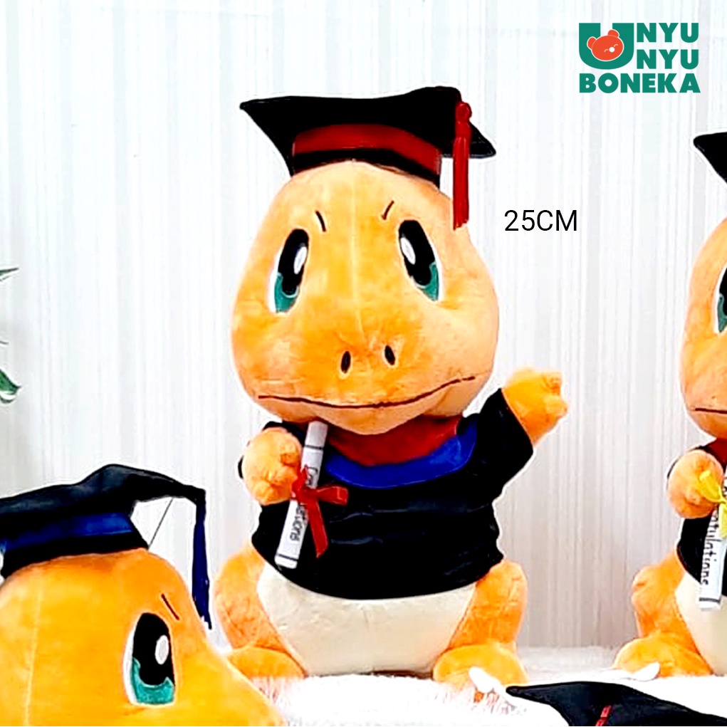 boneka toga wisuda charmander animal graduation souvenir pokemon