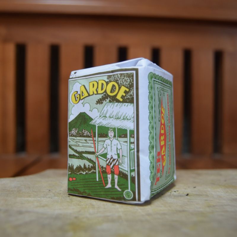 

TEH GARDOE HIJAU | Teh Tubruk Enak Wedangan Angkringan Solo