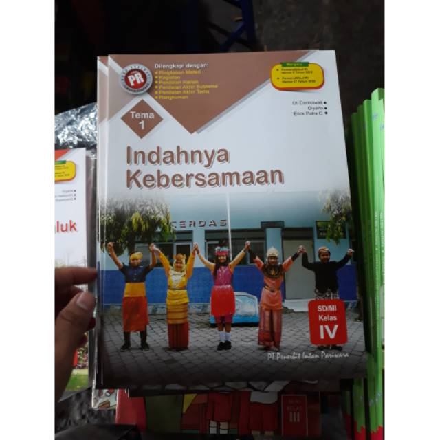 Buku PR kelas 4 tema 1 revisi intan pariwara