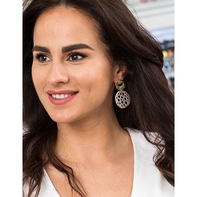 LRC Anting Tusuk Fashion Gold Geometric Shaped Round Cutout Earrings D27897