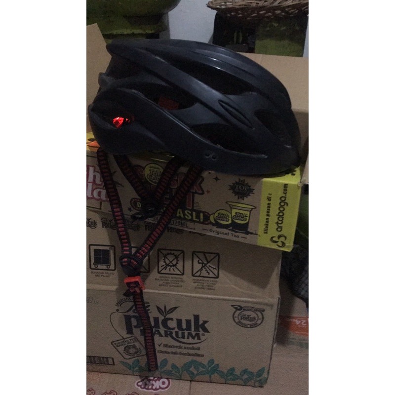 Helm Sepeda taffsport