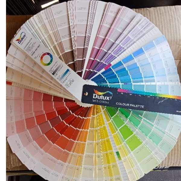 

Fandek / Kartu Warna Dulux Cat Tinting