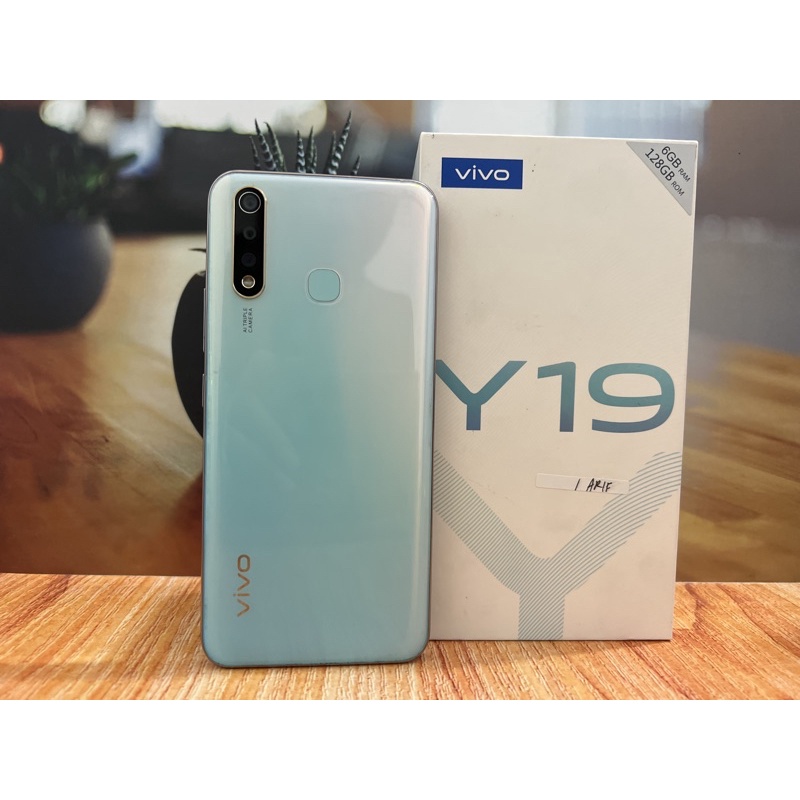 Hp Second VIVO Y19 6/128