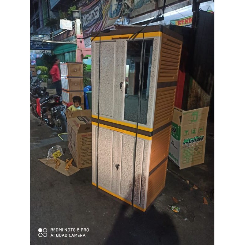 Lemari Plastik CLUB Cermin/miror/kaca (KARGO)