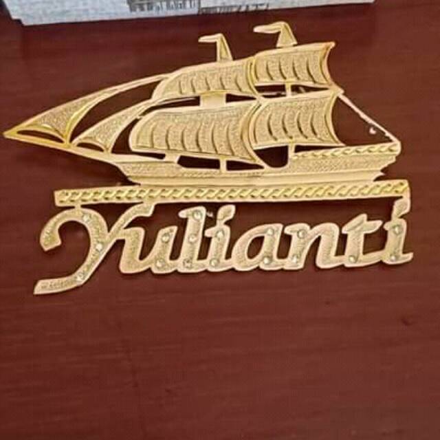 Bros PINISI ukir nama lapis emas