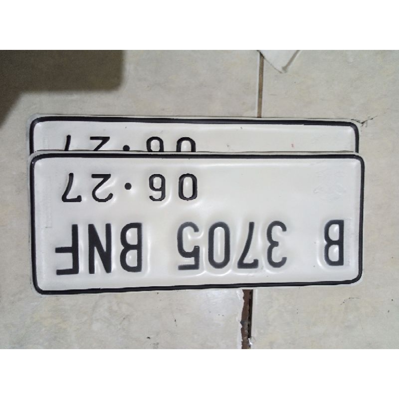 plat nomor motor Putih +LOGO (2plat)