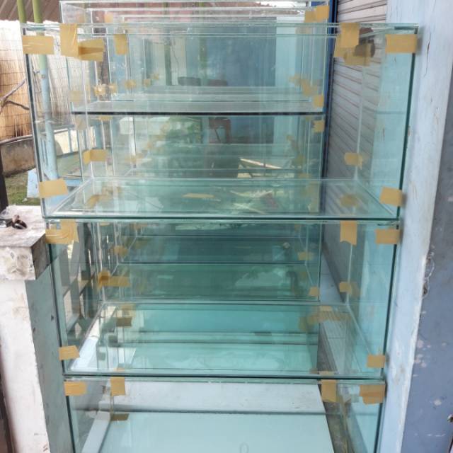AAQUARIUM 100X40X40.KACA FULL 5 MILI DASAR 8 MILI