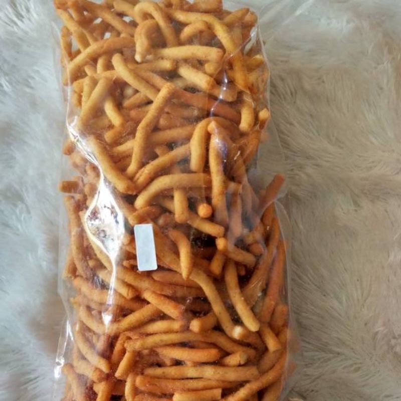 

Stik bawang-pedas-gurih-makanan ringan-camilan-enak-jajan 400gr