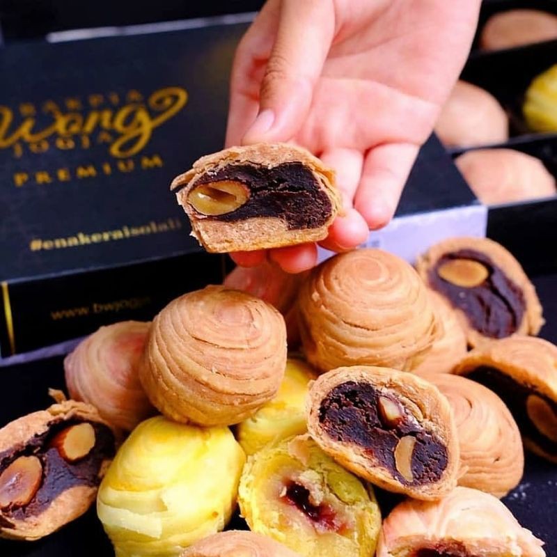

Bakpia Premium Wong Jogja isi 15 Oleh Oleh Khas Jogja