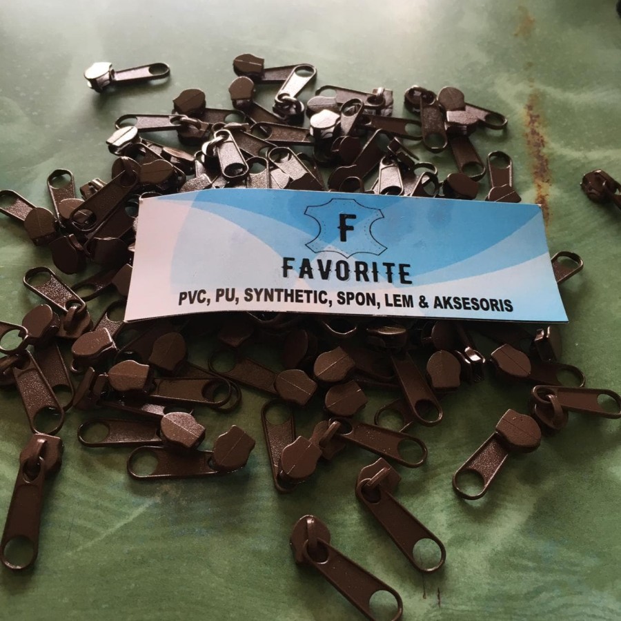 

Kepala Resleting No 3 COKLAT TUA / Kopi Murah Harga Per 100PCS