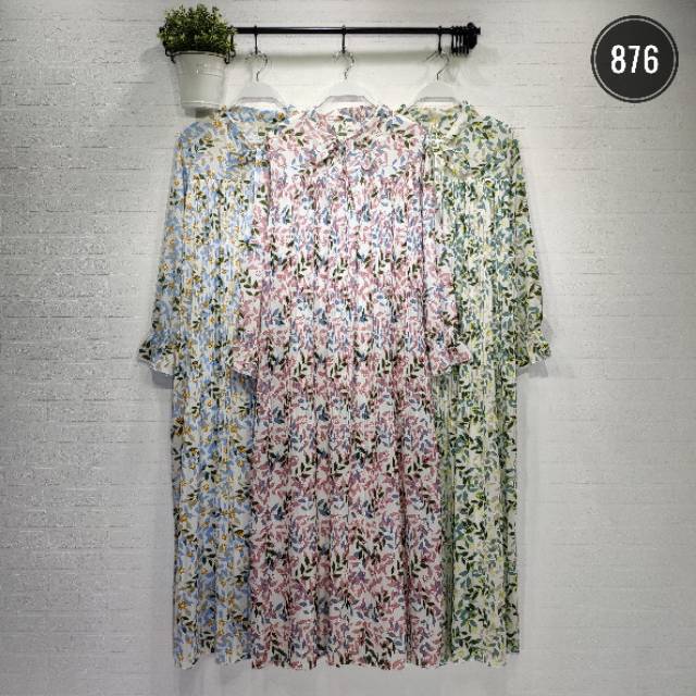 Gamis plisket crepe import motif bunga
Kode: #876