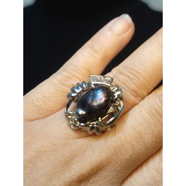 Cincin mutiara batu hitam besar