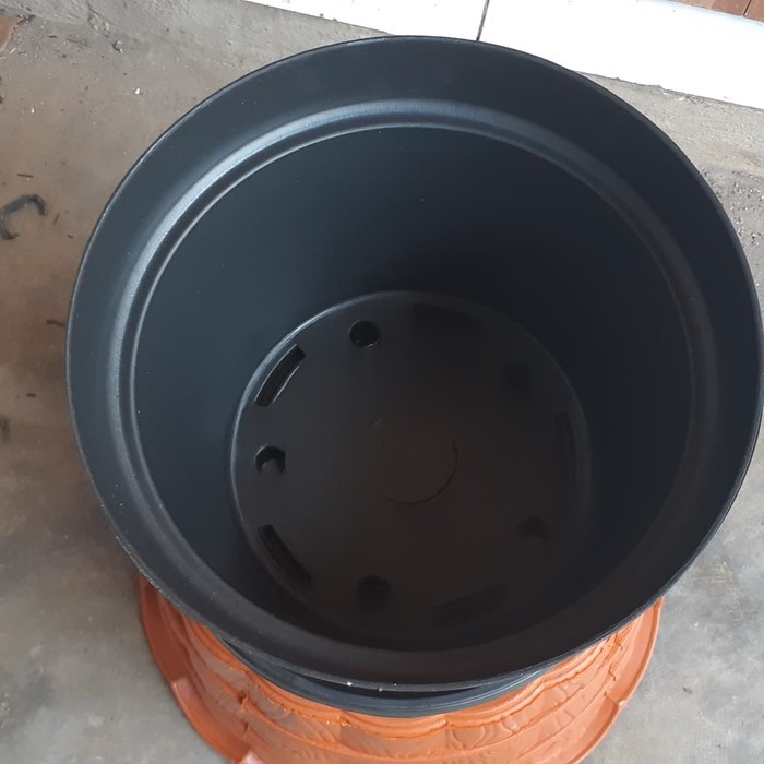 pot bunga plastik HITAM 35cm tatakan bawah