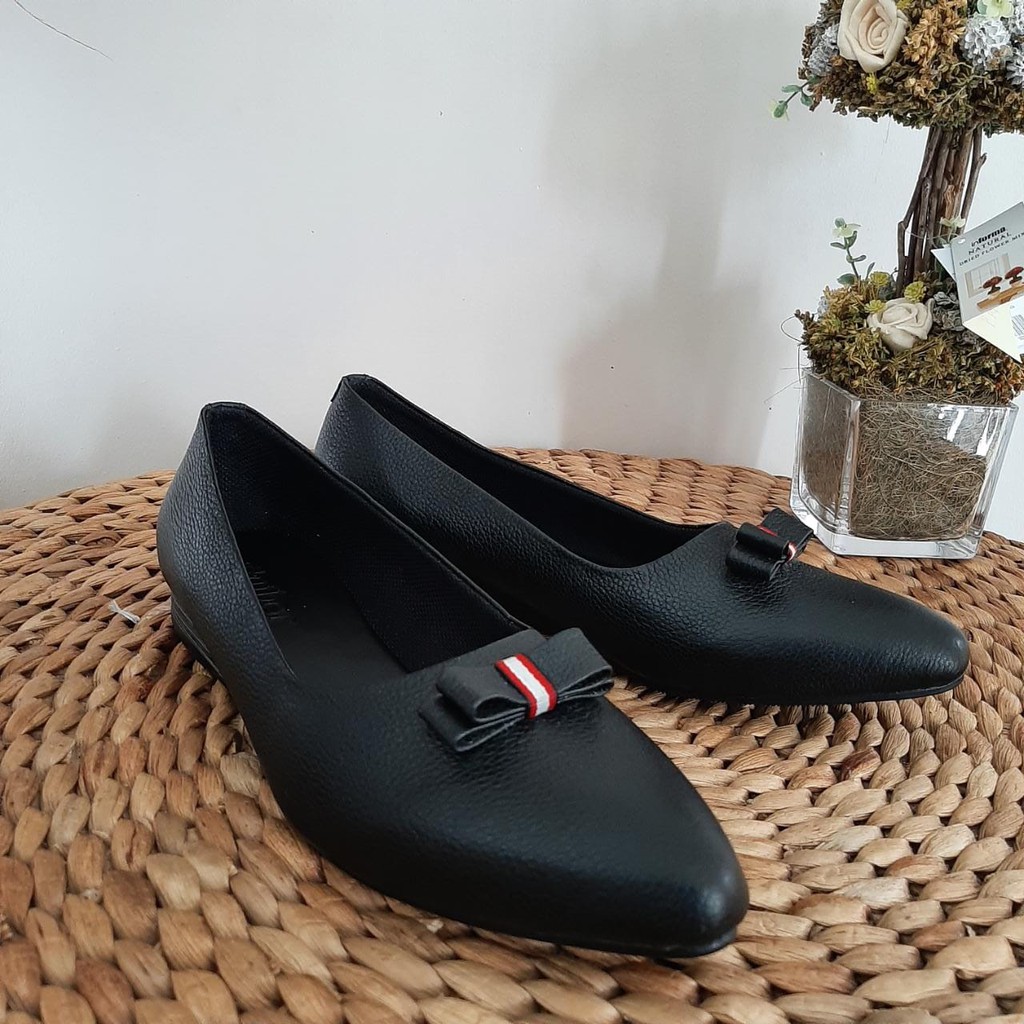 Sepatu Cewe Kulit Asli Kantor Kerja Wanita Khas Kota Garut cool & calm asgar